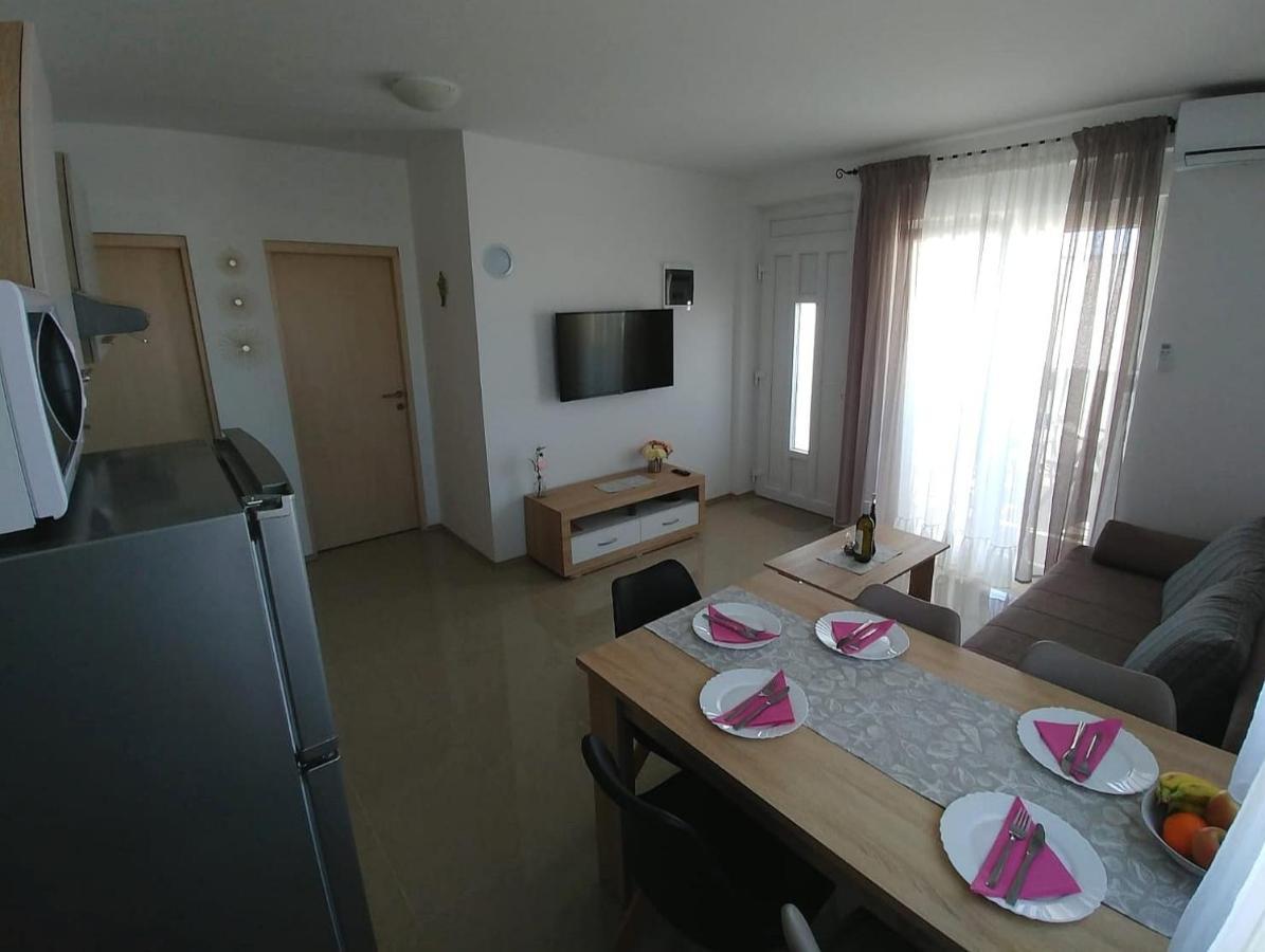 Apartmani Valuna Privlaka  Exterior foto